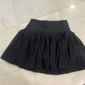Alo yoga skirt xs